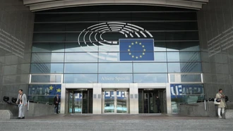 EU thông qua đề xuất mua tín chỉ quốc tế bù trừ phát thải