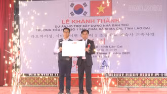 Khánh thành nhà bán trú cho học sinh Trường Tiểu học số 1 Sán Chải