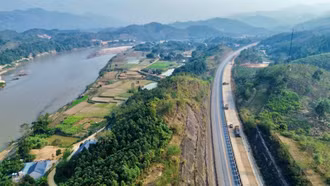 Hình ảnh cao tốc Nội Bài - Lào Cai sau hơn 3 tháng thi công mở rộng