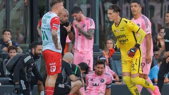 Messi chấn thương, nguy cơ nghỉ thi đấu dài hạn