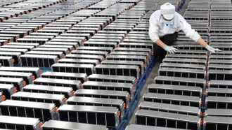AI phát hiện 5 vật liệu triển vọng thay thế pin lithium