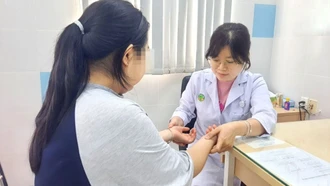 Mùa hè và nỗi lo béo phì ở trẻ nhỏ