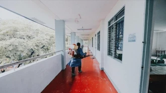Bùng phát dịch cúm tại Philippines, nhiều trường phải chuyển sang học trực tuyến