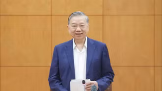 Tổng Bí thư Tô Lâm: Cần có chiến lược cụ thể nhằm tái cơ cấu nền kinh tế