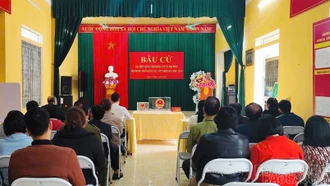 Phường Nghĩa Lộ kiểm tra, chạy thử quy trình bỏ phiếu trước ngày bầu cử