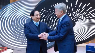 Thủ tướng Phạm Minh Chính làm việc, thúc đẩy các dự án khí LNG với Nga