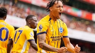 Joao Pedro - Món quà ngoài mong đợi với The Blues