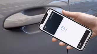 iOS 26 biến iPhone trở thành chìa khóa cho 33 thương hiệu ô tô