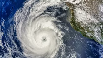 Bão Kalmaegi mạnh lên, đe dọa Philippines