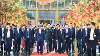 Thủ tướng Phạm Minh Chính tham dự lễ Bế mạc Hội chợ Mùa Thu 2025