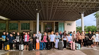 Sa bẫy 'việc nhẹ, lương cao', bị đánh đập, chích điện