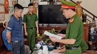 Bắt giam 2 người mua lợn nhiễm dịch tả châu Phi về giết mổ bán kiếm lời