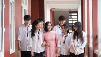 Tạo mọi điều kiện để nhà giáo yên tâm với nghề