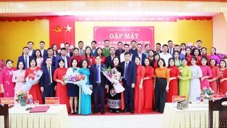 Tân Lĩnh và Púng Luông tổ chức gặp mặt tri ân nhà giáo nhân ngày 20/11