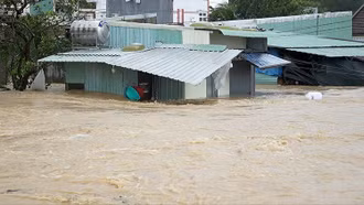Thời tiết ngày 20/11: Mưa lớn, lũ lên nhanh ở miền Trung, nguy cơ cao lũ quét và sạt lở đất