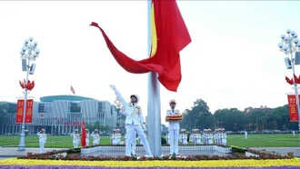 80 năm Cách mạng tháng Tám: Thiêng liêng lễ Thượng cờ trên Quảng trường Ba Đình