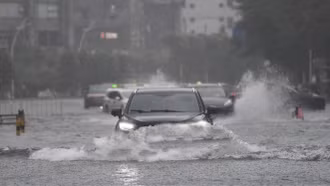 Mưa lũ gây nhiều thiệt hại tại Trung Quốc và Ấn Độ