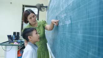 Cú hích cho chất lượng và công bằng giáo dục