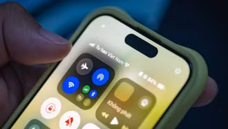 Nhà mạng đổi tên hiển thị thành "Tự hào Việt Nam" lan tỏa thông điệp ý nghĩa