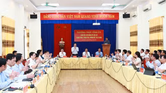 Thường trực Tỉnh ủy làm việc với Thường trực Đảng ủy các xã thuộc huyện Trạm Tấu (cũ)