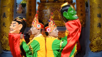 Sắc màu tâm linh trong nghệ thuật diễn xướng dân gian