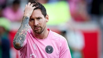 Mourinho tiết lộ thông tin bất ngờ về Messi