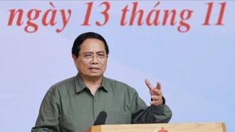 Thủ tướng chủ trì hội nghị khắc phục hậu quả thiên tai khu vực miền Trung