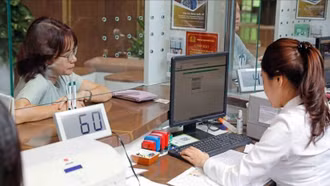 Thủ tướng Chính phủ chỉ đạo không điều hành chính sách tiền tệ "gây sốc"