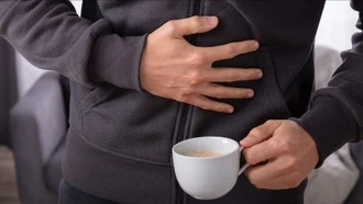 Điều gì xảy ra khi chúng ta uống cà phê lúc đói?