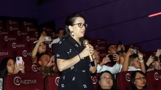 Tăng cường ngoại giao nhân dân qua hoạt động giới thiệu phim "Mưa đỏ"