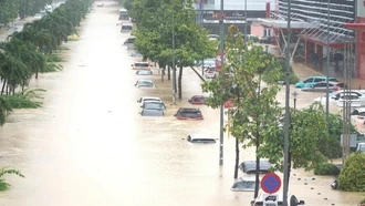 Sau mưa lũ lịch sử, Biển Đông vẫn còn 1 - 2 cơn bão nữa trong thời gian tới