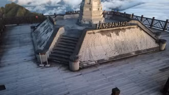 Lào Cai: Đỉnh Fansipan xuất hiện đợt sương muối đầu tiên