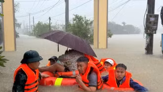 EVN chỉ đạo tập trung ứng phó, khắc phục hậu quả mưa lũ tại Trung Bộ