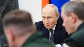 Tổng thống Vladimir Putin điều chỉnh hàng loạt vị trí chỉ huy lực lượng quân sự Nga