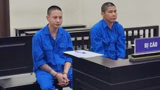 Kiểm tra hành chính chiếc Santafe phát hiện nhóm tội phạm từng 'bám trụ' tại Campuchia