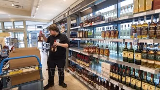 Thủ tướng Cananda kêu gọi người dân dùng hàng nội địa