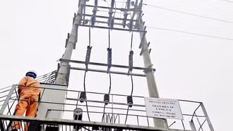 Lào Cai đóng điện cho 4 thôn vùng khó khăn của xã Cát Thịnh