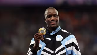 Botswana: Nghỉ làm toàn quốc ăn mừng huy chương Vàng Olympic lịch sử