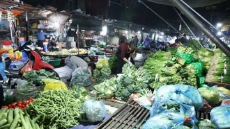 Thị trường ngày mùng 5 Tết: Không để phát sinh điểm nóng giá cả