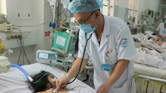 Sốt xuất huyết: Đừng chủ quan khi đã hạ sốt