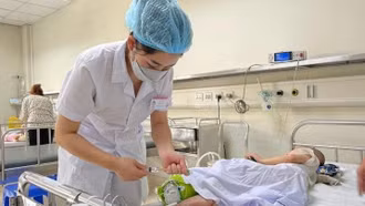 Bác sĩ, dược sĩ xếp lương bậc 2 ngay khi tuyển dụng