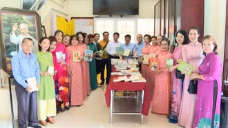 Lan tỏa tủ sách Bác Hồ tại các khu di tích Chủ tịch Hồ Chí Minh ở Thái Lan