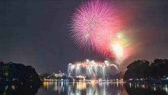 Tết trông lên, Tết nhìn xuống