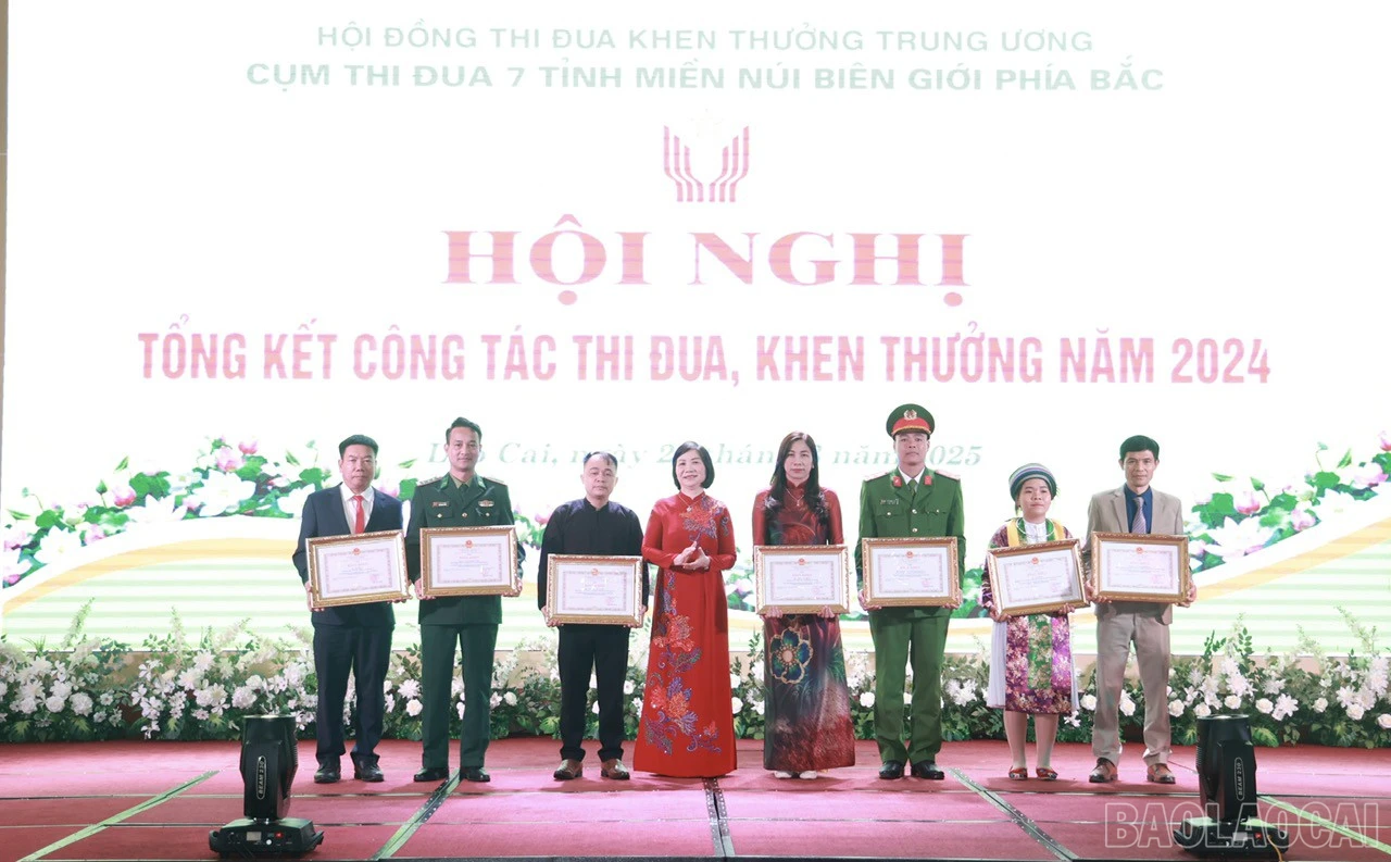 baolaocai-br_z6430960119499-b1c2938c2ec5ff6893f9bc8a10dba394.jpg