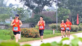 650 vận động viên tham gia Giải chạy Marathon “Nghĩa Đô Xanh” lần thứ 3 