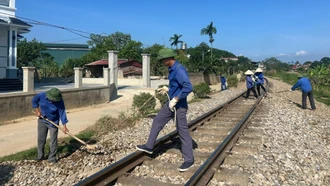 Sớm đưa tuyến đường sắt Yên Bái - Lào Cai hoạt động trở lại