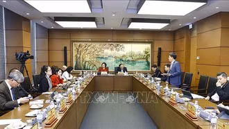 Quốc hội thảo luận dự án đầu tư xây dựng tuyến đường sắt Lào Cai - Hà Nội - Hải Phòng