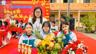 Hơn 1.000 học sinh tham gia chương trình "Hương vị Tết - Gắn kết yêu thương"