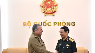 Đại tướng Phan Văn Giang tiếp Chủ nhiệm Chính trị các Lực lượng vũ trang cách mạng Cuba