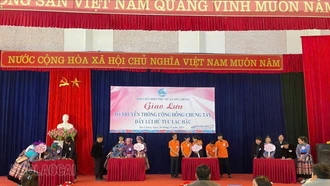 Sín Chéng đẩy mạnh truyền thông Dự án 8